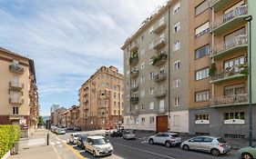 Cialdini Apartment Close To The City Center